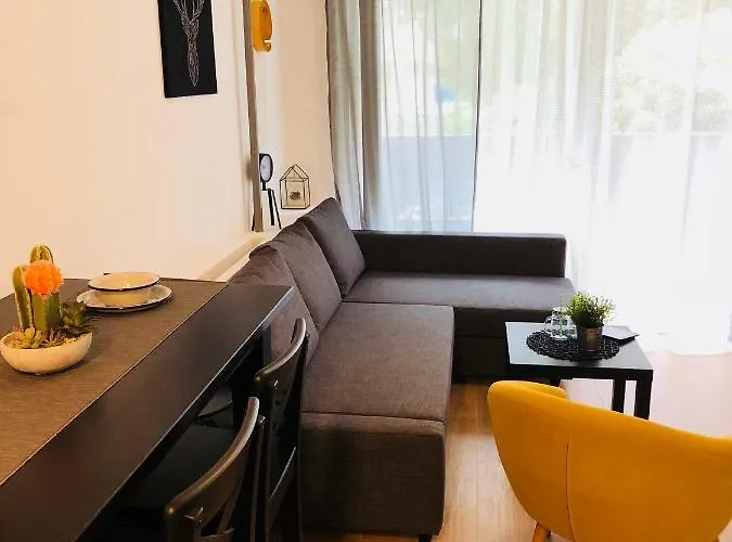 Right Place****cozy And Completely New Apartment *